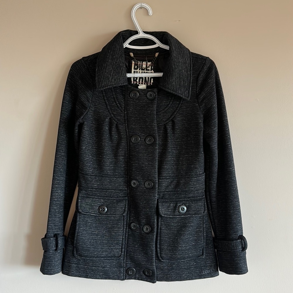 Billabong sweater/coat, size Small